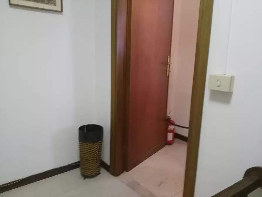Immagine 3 di Ufficio in affitto  in Via Sacco e Vanzetti a Pontedera