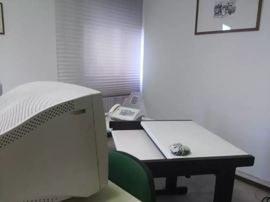 Immagine 7 di Ufficio in affitto  in Via Sacco e Vanzetti a Pontedera