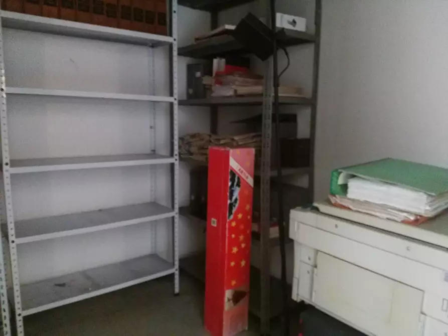 Immagine 10 di Ufficio in affitto  in Via Sacco e Vanzetti a Pontedera