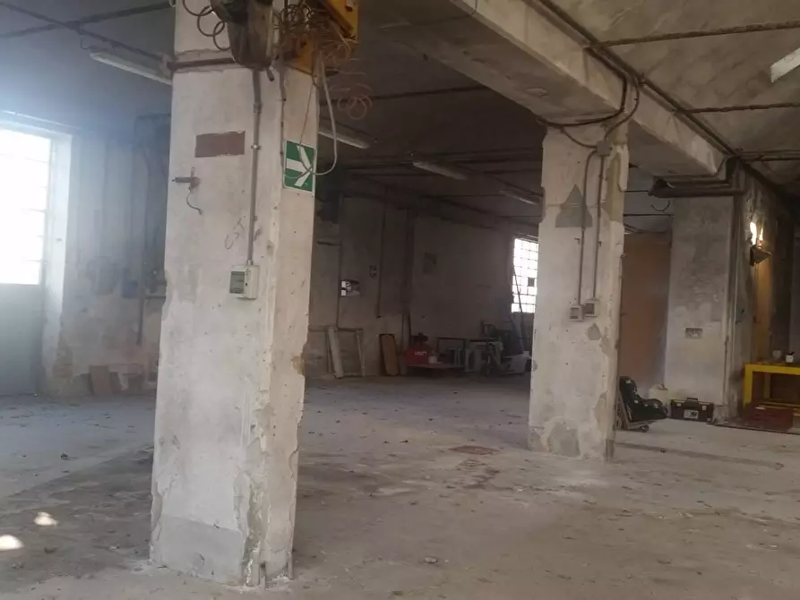 Immagine 7 di Capannone industriale in affitto  in via valdera a Ponsacco