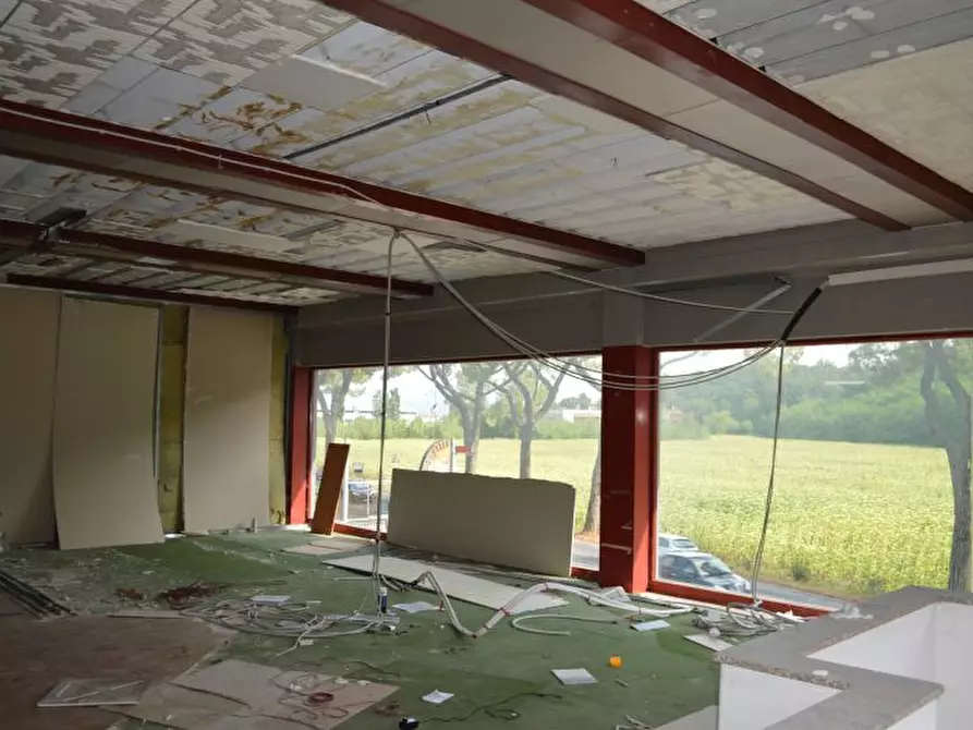 Immagine 8 di Attività commerciale in affitto  in via Barducci a Calcinaia