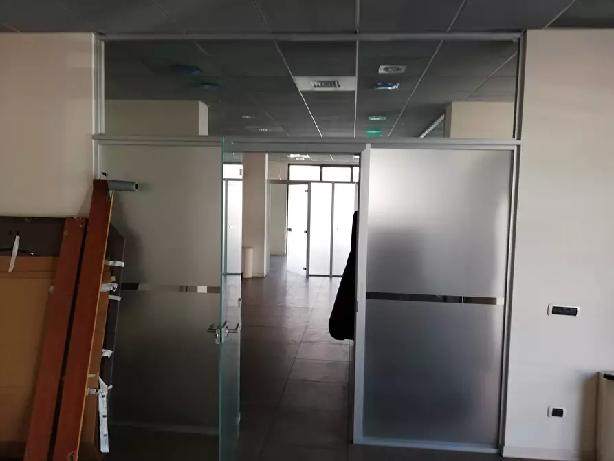 Immagine 8 di Attività commerciale in affitto  in Via della Libertà a Altopascio