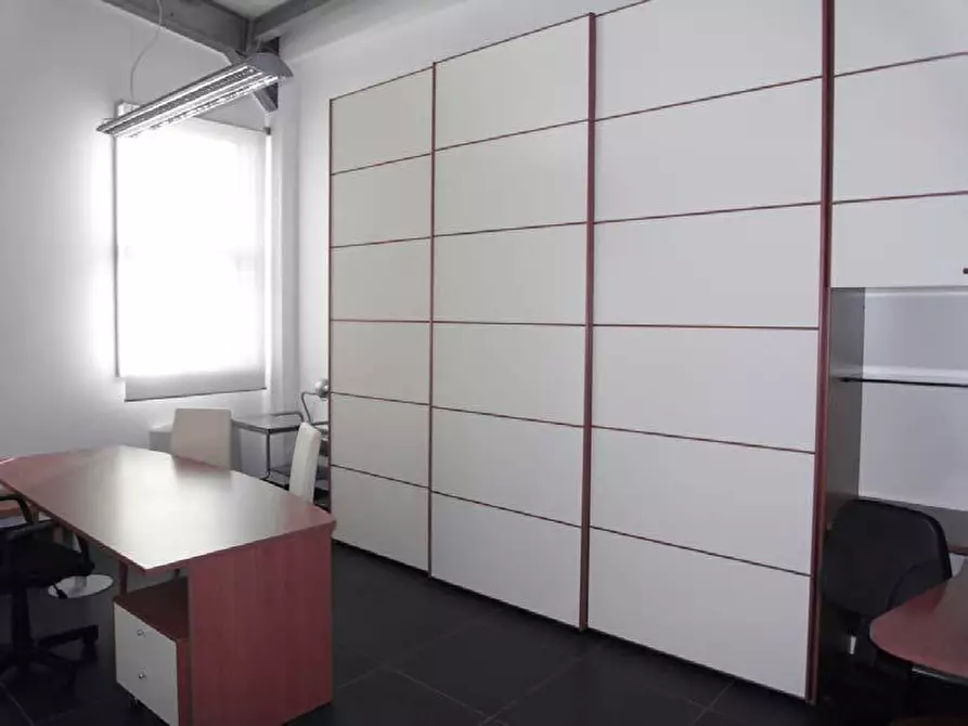 Immagine 11 di Ufficio in affitto  in via di gello a Ponsacco