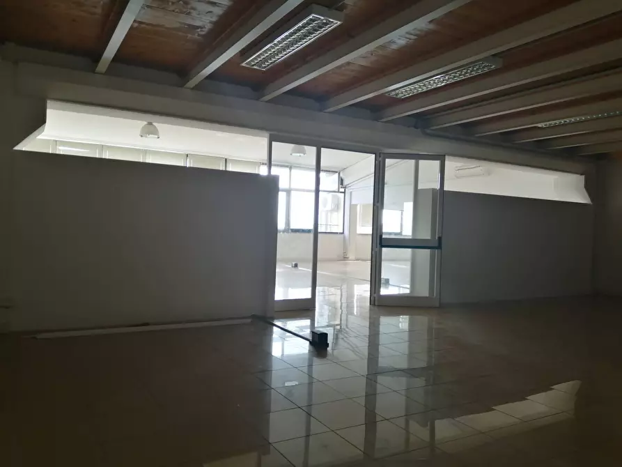 Immagine 4 di Ufficio in affitto  in via praga a Ponsacco