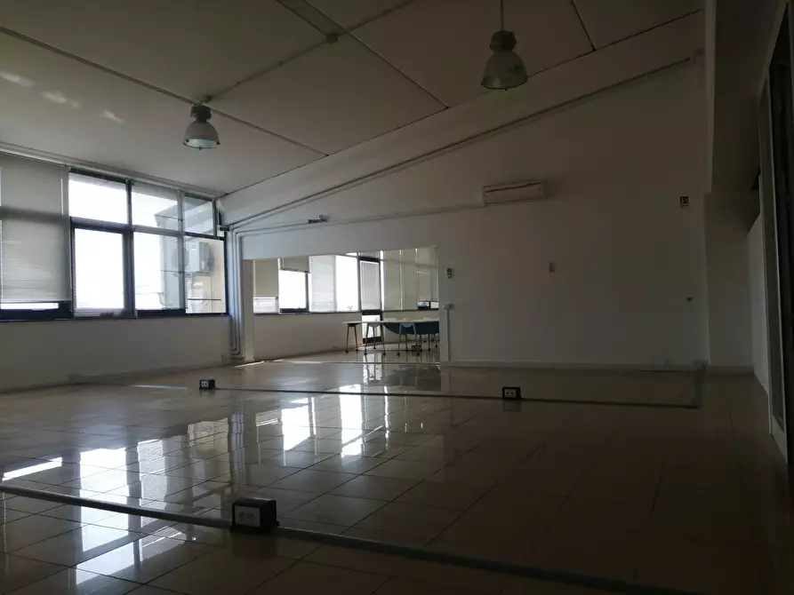 Immagine 8 di Ufficio in affitto  in via praga a Ponsacco