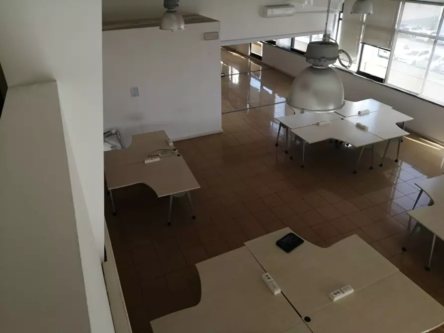 Immagine 16 di Ufficio in affitto  in via praga a Ponsacco