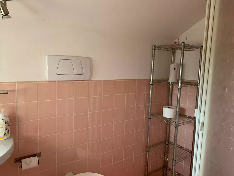 Immagine 8 di Appartamento in affitto  in via pesciatina a Lucca