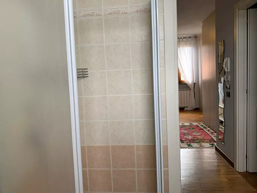 Immagine 15 di Appartamento in affitto  in via pesciatina a Lucca