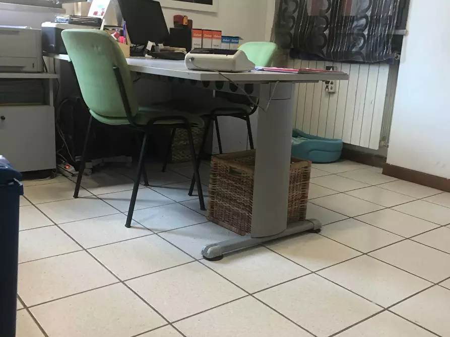 Immagine 10 di Ufficio in affitto  in Via Di Vittorio a Altopascio