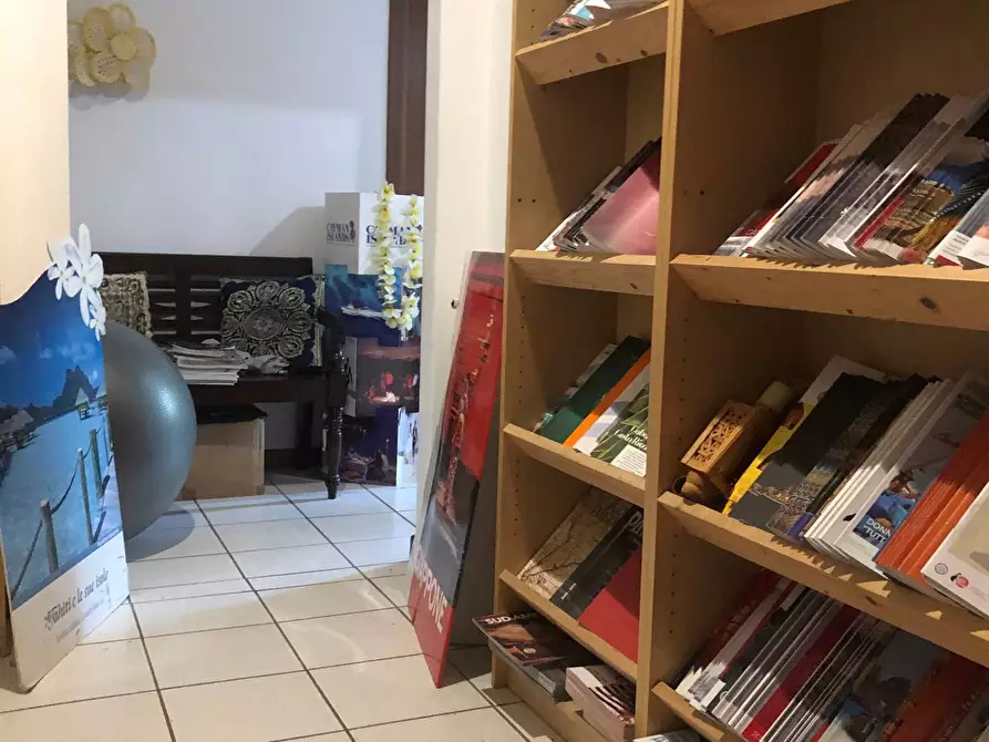 Immagine 4 di Ufficio in affitto  in Via Di Vittorio a Altopascio