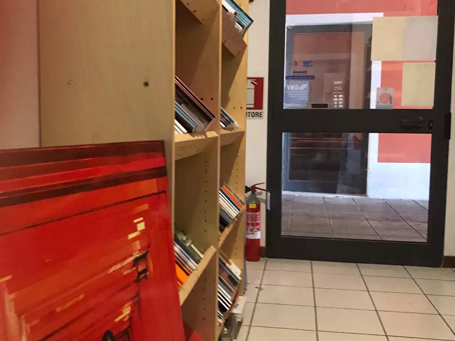Immagine 9 di Ufficio in affitto  in Via Di Vittorio a Altopascio