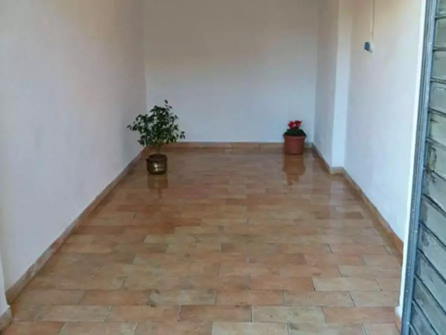 Immagine 8 di Box auto in affitto  in Via Ugo Foscolo a Pisa