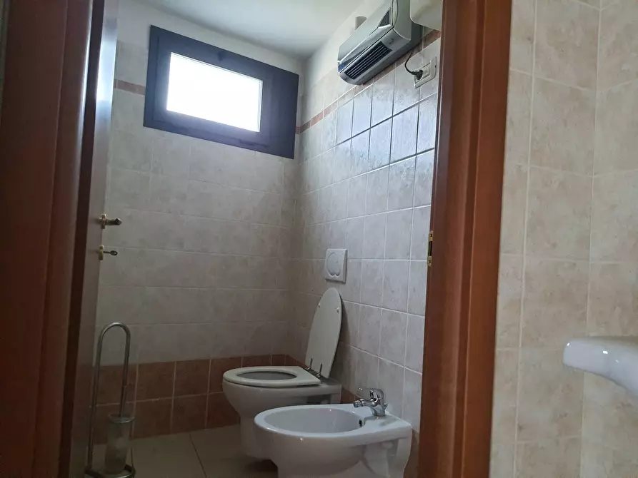 Immagine 8 di Attività commerciale in affitto  in Via Luigi Calvani a Castelfranco Di Sotto