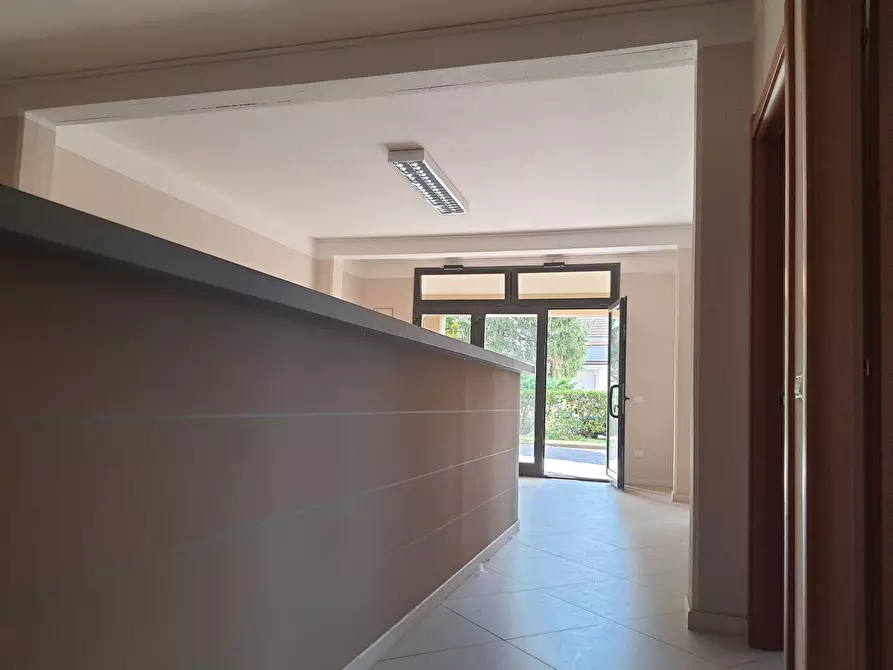 Immagine 12 di Attività commerciale in affitto  in Via Luigi Calvani a Castelfranco Di Sotto