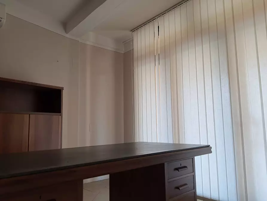 Immagine 14 di Attività commerciale in affitto  in Via Luigi Calvani a Castelfranco Di Sotto