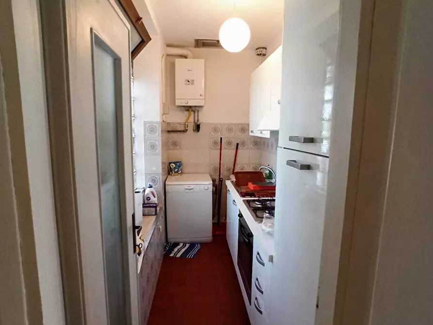 Immagine 8 di Appartamento in affitto  in via capelvenere a Pisa