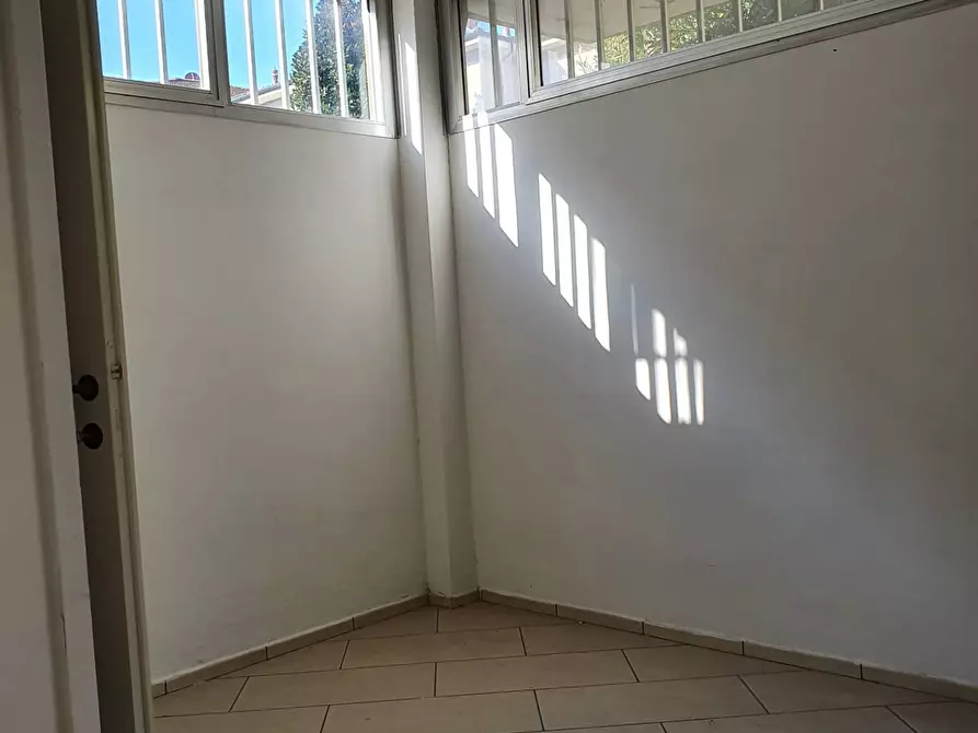 Immagine 5 di Ufficio in affitto  in Via delle Tagliate di San Marco a Lucca