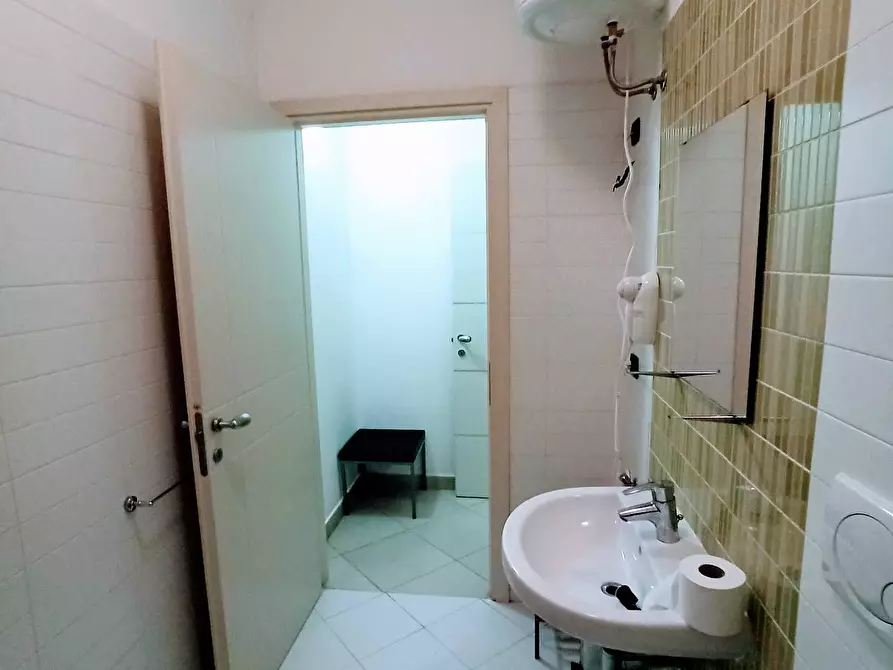 Immagine 10 di Appartamento in affitto  in Viale Del Tirreno a Pisa