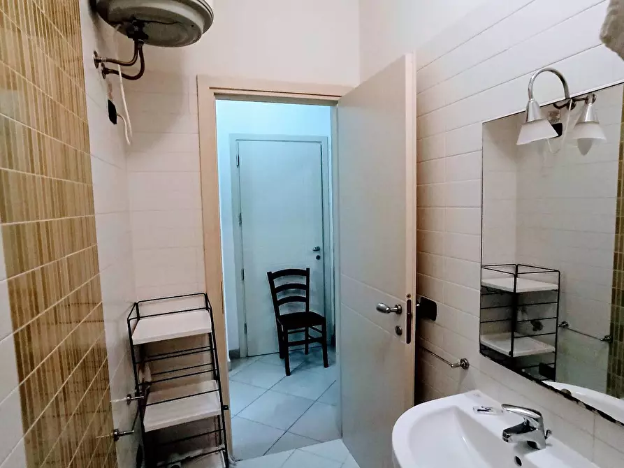 Immagine 6 di Appartamento in affitto  in Viale Del Tirreno a Pisa