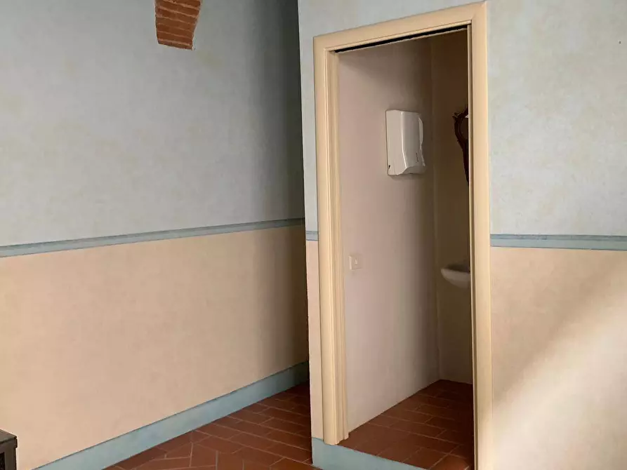 Immagine 3 di Ufficio in affitto  in Via Riccardi a Santa Croce Sull'arno