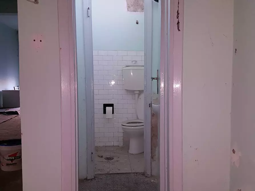 Immagine 8 di Attività commerciale in affitto  in Via Provinciale Francesca Sud a Castelfranco Di Sotto