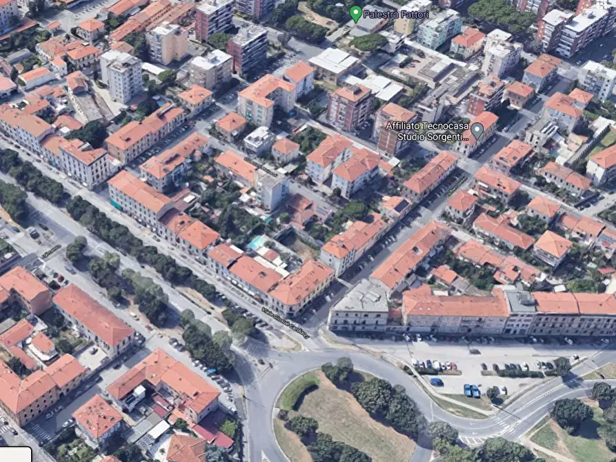 Immagine 4 di Ufficio in affitto  in Viale Giosue' Carducci a Livorno