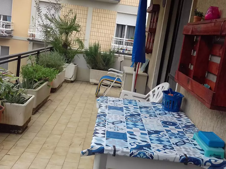 Immagine 9 di Appartamento in affitto  in via maroncelli a Viareggio