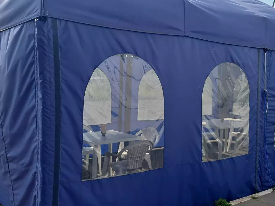 Immagine 9 di Attività commerciale in affitto  in largo giovannini a San Giuliano Terme