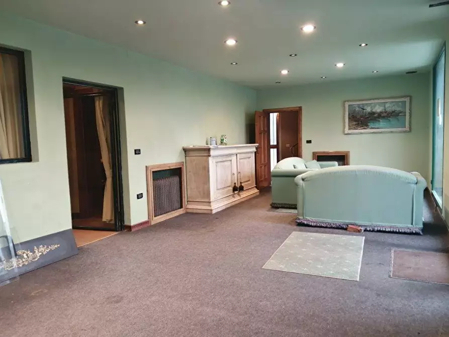 Immagine 9 di Ufficio in affitto  in val di cava a Ponsacco