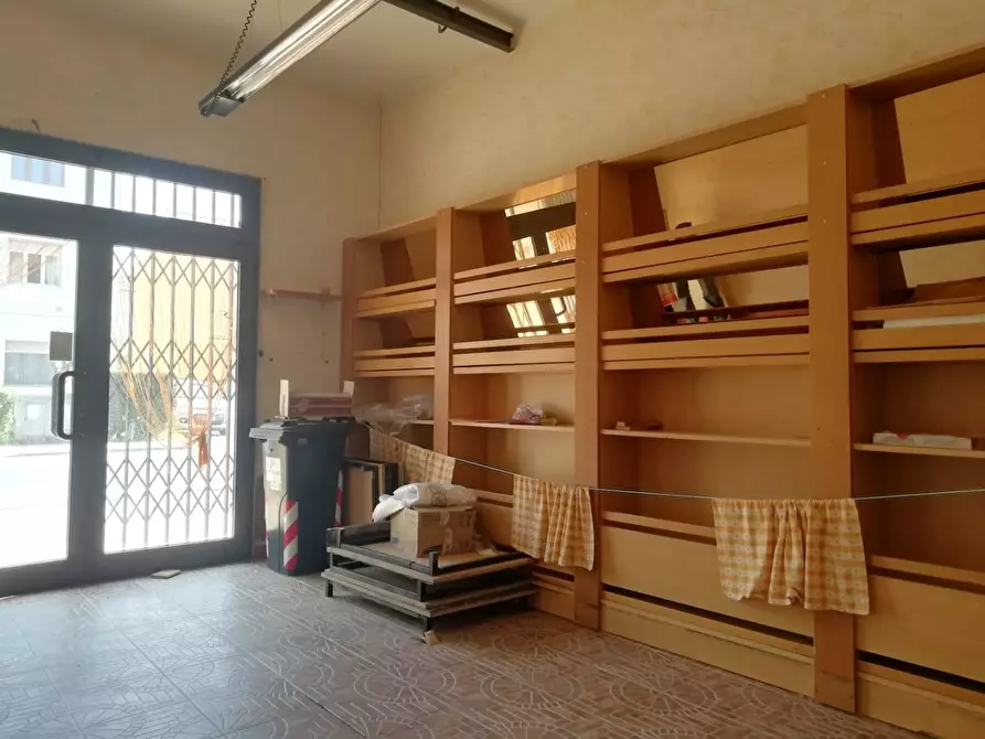 Immagine 7 di Attività commerciale in affitto  in il romito a Pontedera