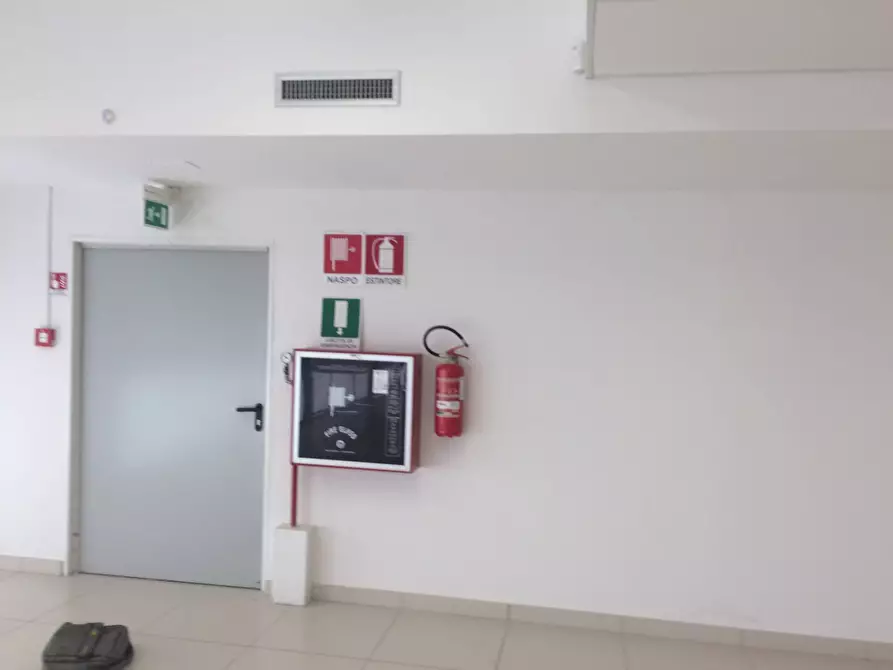 Immagine 6 di Attività commerciale in affitto  in via tosco romagnola a Cascina