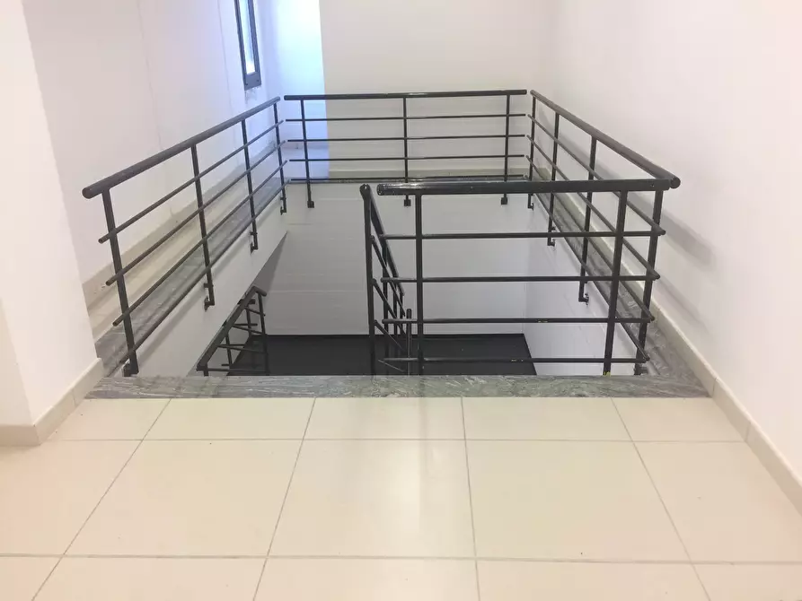 Immagine 8 di Attività commerciale in affitto  in via tosco romagnola a Cascina