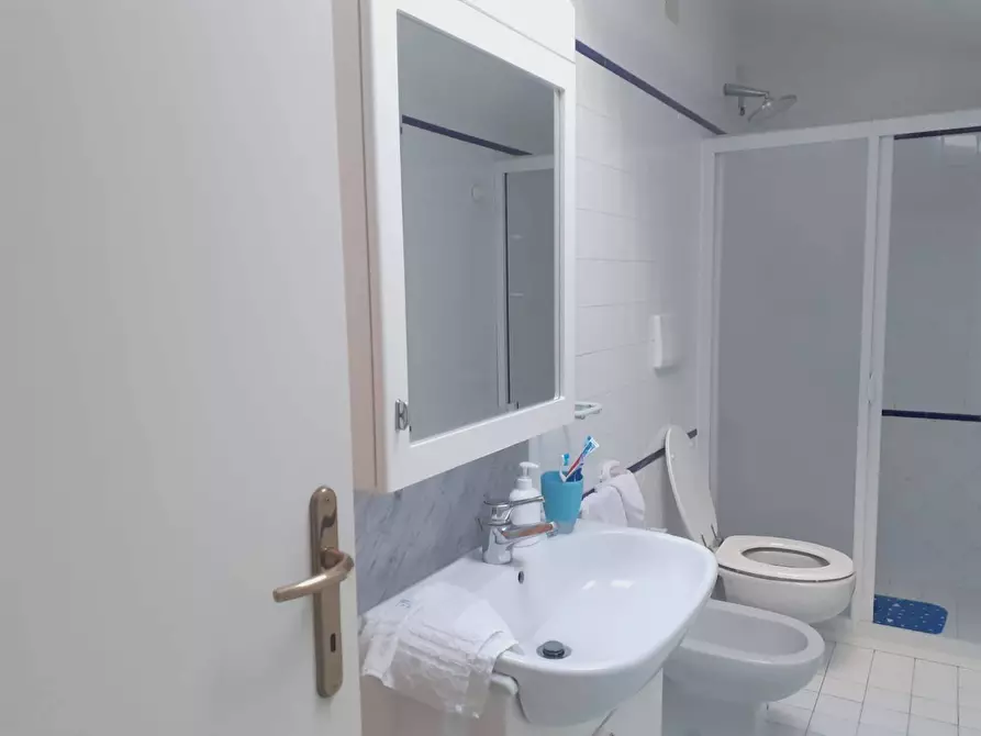 Immagine 8 di Appartamento in affitto  in Via Giuseppe Verdi a Viareggio