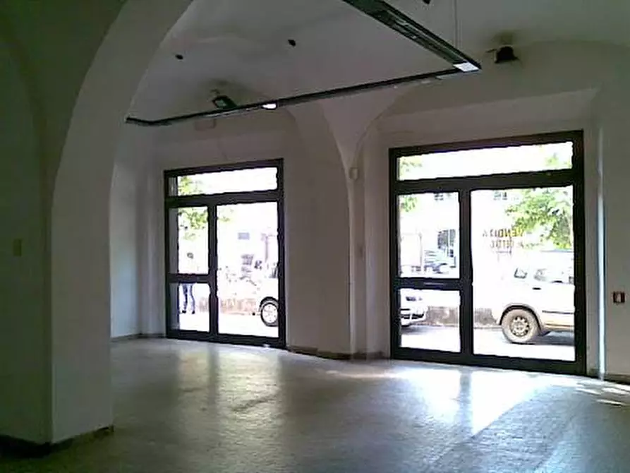 Immagine 6 di Attività commerciale in affitto  in via che guevara a San Giuliano Terme