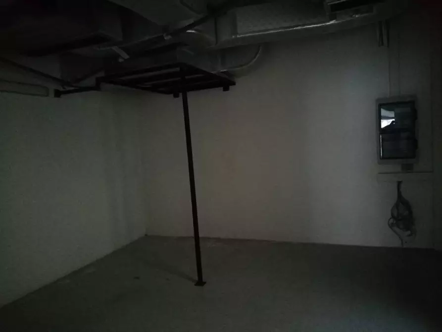 Immagine 7 di Attività commerciale in affitto  in Via Carlo Cattaneo a Pisa