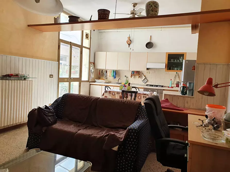 Immagine 2 di Appartamento in vendita  in Via Trieste a Montecatini Terme