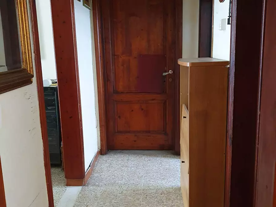 Immagine 7 di Appartamento in vendita  in Via Trieste a Montecatini Terme