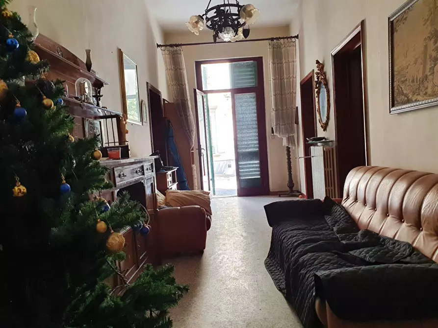 Immagine 6 di Appartamento in vendita  in Via Trieste a Montecatini Terme