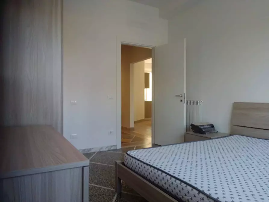 Immagine 12 di Camera in affitto  in Viale Francesco Bonaini a Pisa