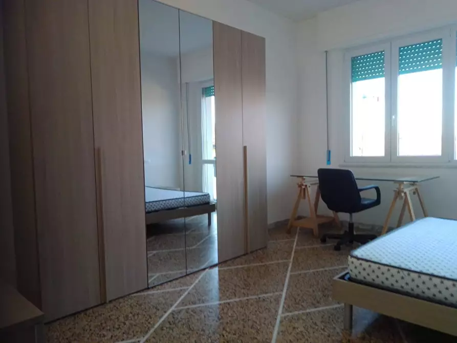 Immagine 13 di Camera in affitto  in Viale Francesco Bonaini a Pisa