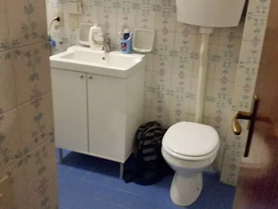 Immagine 12 di Appartamento in vendita  in via falcone a Pisa