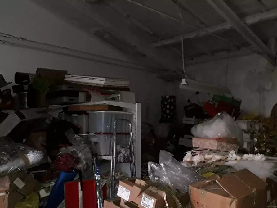 Immagine 4 di Attività commerciale in vendita  in via tosco romagnola a Cascina