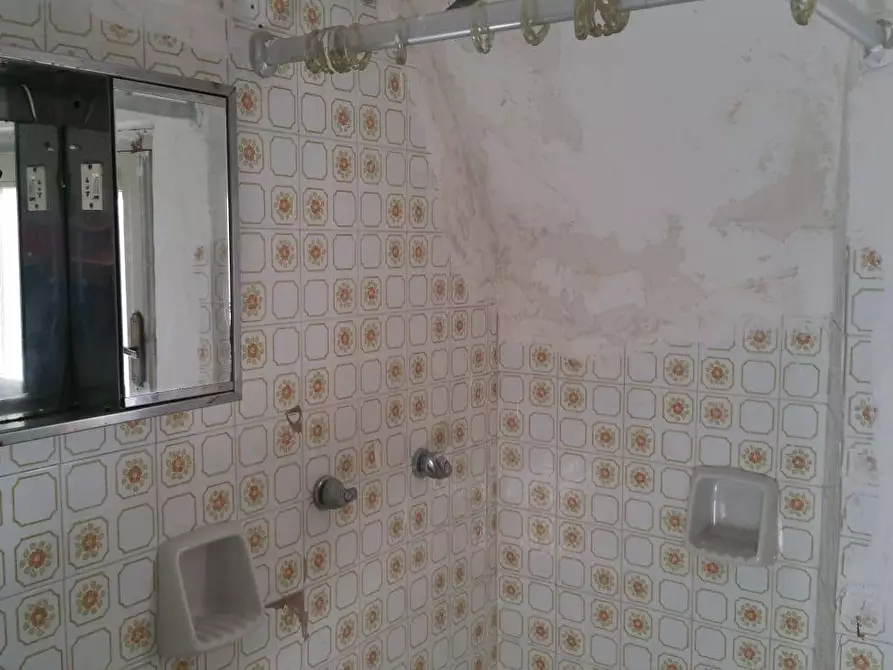 Immagine 4 di Casa indipendente in vendita  in via roma a Aidone