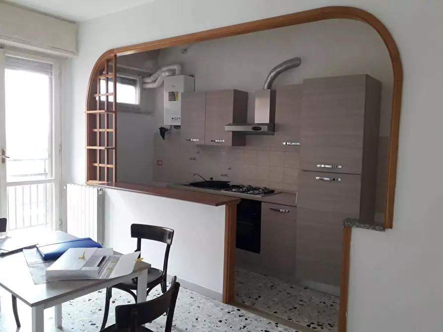 Immagine 1 di Appartamento in vendita  in via nazario sauro a Cascina