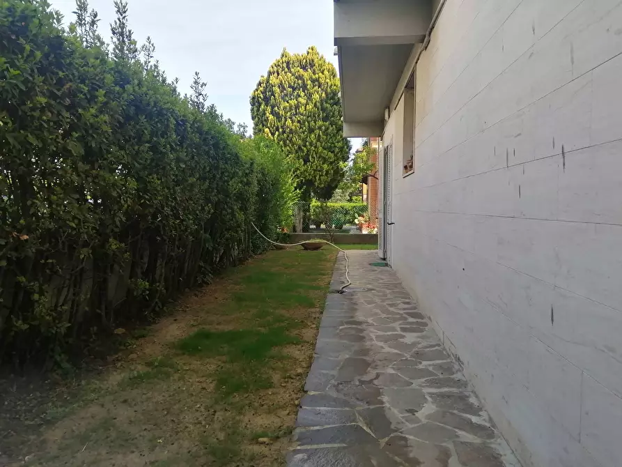 Immagine 26 di Casa indipendente in vendita  in via valdera pontedera a Ponsacco