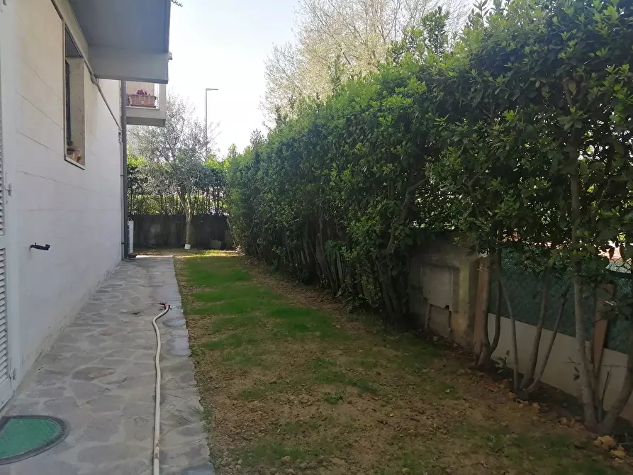 Immagine 28 di Casa indipendente in vendita  in via valdera pontedera a Ponsacco