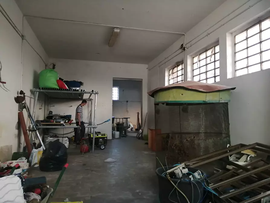 Immagine 9 di Box auto in vendita  in viaa rospicciano a Ponsacco