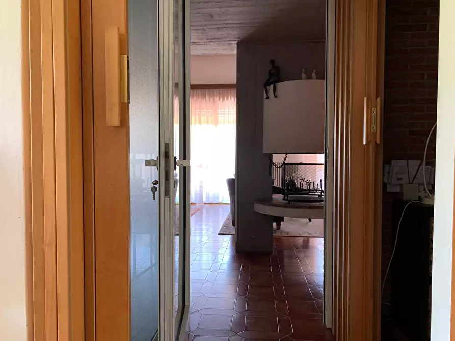Immagine 4 di Casa indipendente in vendita  in Via Traversagna a Pietrasanta