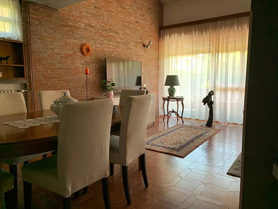 Immagine 6 di Casa indipendente in vendita  in Via Traversagna a Pietrasanta