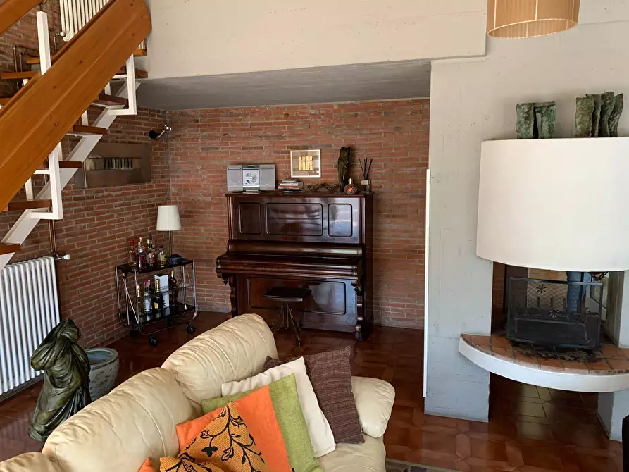 Immagine 11 di Casa indipendente in vendita  in Via Traversagna a Pietrasanta